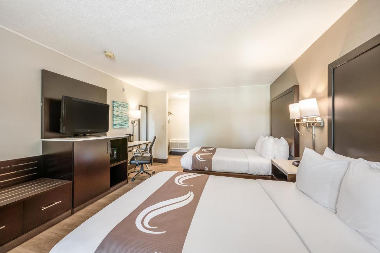 Quality Inn Пъкипсий Екстериор снимка