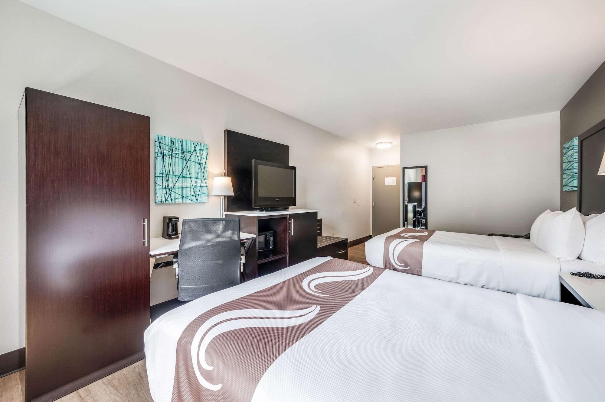 Quality Inn Пъкипсий Екстериор снимка