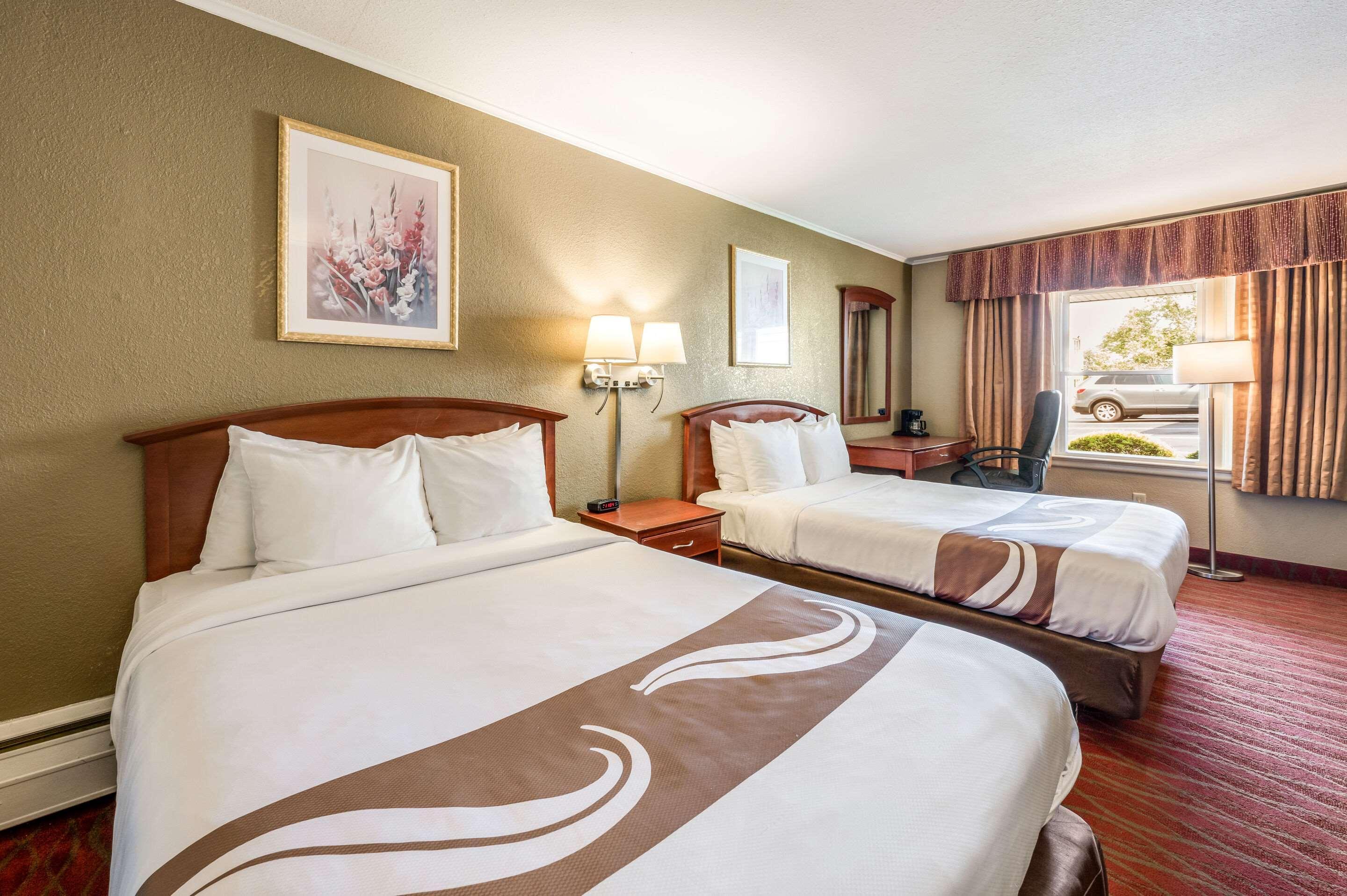 Quality Inn Пъкипсий Екстериор снимка